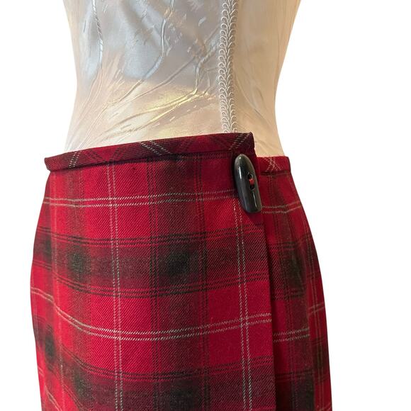Liz Clairborne Wool Wrap Skirt Womens Sz 12 Red Gray Tartan Academia Romantic - Picture 5 of 15